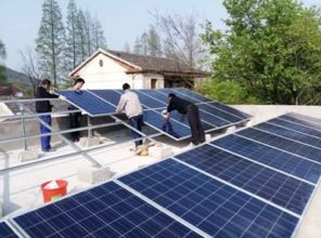 光伏發(fā)電照亮幸福晚年 李大姐的綠色養(yǎng)老新篇章